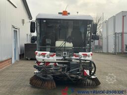 Ravo Ravo 540 3 Besensystem Sweeper + Sprühen 50 Km/h