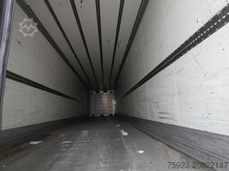 Schmitz Cargobull 3 AXLE FRIGO TRAILER