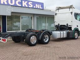 Scania R500 NGS 6x2 Chassis, Stuur lift as