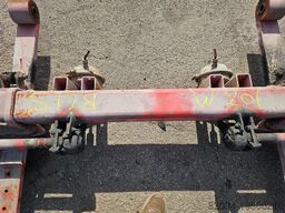 FREUHAUF SMB TRAILER AXLE SINGLE TIRES.