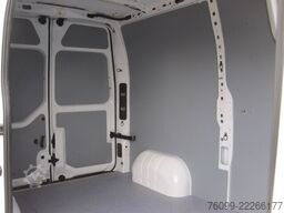 Opel Movano 2,3 D L2H2 Schwingsitz 270° Türen