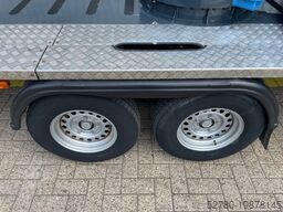 Böcker AHK 30/1500