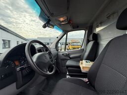 Mercedes-Benz 516 CDI 4x4 Kühlkoffer/HB / Swiss-Vehicle