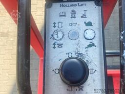 Holland Lift HL 9714