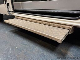 VOLKSWAGEN Crafter MAXI L3H2 6 Sitze Klima STHZ AHK 1.Hand