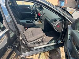MERCEDES-BENZ C 180 C T-Modell C 180 CGI BlueEfficiency