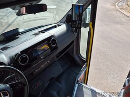 MERCEDES-BENZ 30 Sitzer Schul- Transferbus 519 Vorlauffahrzeug