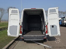 MERCEDES-BENZ SPRINTER 311 L2H2 Mbux RWD!