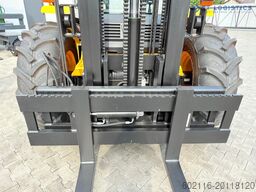 JCB 940 / TRIPLEX 4500 / FREE-LIFT NEW TIRES