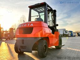 Toyota 42-4FD40 / DIESEL / 4500KG / DUPLEX / FO