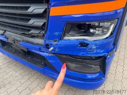 MAN TGX 18.520 Retarder Unfallschaden