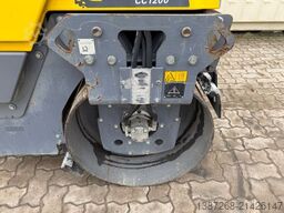 DYNAPAC CC1200C Kombiwalze / 2014 BJ / 1.495 Stunden