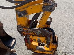 TAKEUCHI TB 228