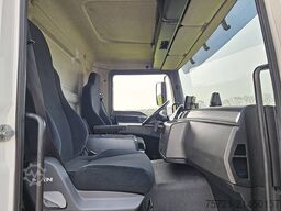 M.A.N. 26.340 TGM 6X2-4 FRIGO TAILLIFT