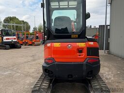 Kubota U 27-4