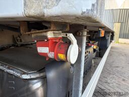 Iveco Eurocargo 120E21 + CARRIER SUPRA 550 + LOADLIFT...