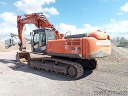Hitachi ZX350LC-3 with standard earth boom and long-front boom