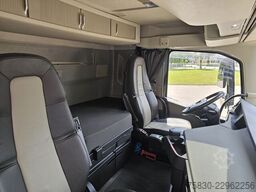 Volvo FH540 8X4 / 8X2 / HMF 28TM KRAN / CRANE / OPRIJ...