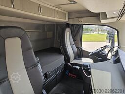 Volvo FH540 8X4 / HMF 28TM KRAN / CRANE / OPRIJ- MACH...