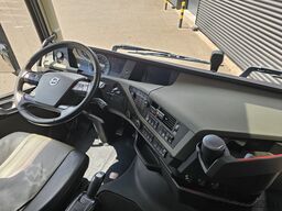 Volvo FH540 8X4 / HMF 28TM KRAN / CRANE / OPRIJ- MACH...