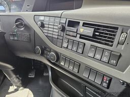 Volvo FH540 8X4 / HMF 28TM KRAN / CRANE / OPRIJ- MACH...