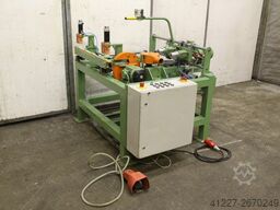 Perske mit Bohranlage