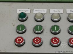 Perske mit Bohranlage