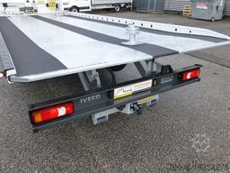 IVECO DAILY 72C18 Schiebeplateu Luftfed Navi