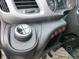 IVECO DAILY 72C18 Schiebeplateu Luftfed Navi