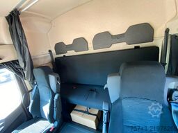 MERCEDES-BENZ ACTROS 1832  TT-XL  7 Pferde 6 Sitze Neufahrzeug