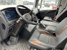 Mercedes-Benz Atego 1725 4x4 Refrigerator Truck