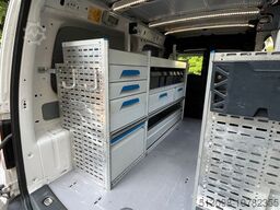 VOLKSWAGEN CADDY MAXI REGALS. TEMP. 4MOTION DACHTRÄ. KLIMA