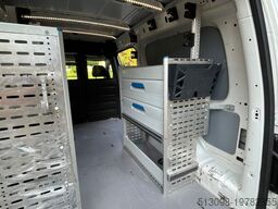 VOLKSWAGEN CADDY MAXI REGALS. TEMP. 4MOTION DACHTRÄ. KLIMA