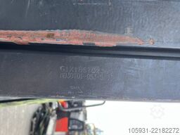 Linde E25-02