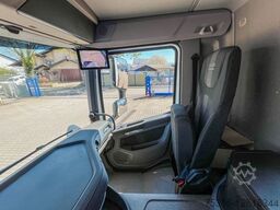 DAF XDC 370 FA Meiller Krankipper HMF