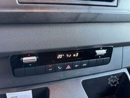 Mercedes-Benz eSprinter 312 DHL Regal KEP-Ausbau