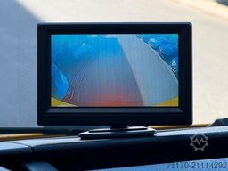 Mercedes-Benz eSprinter 312 DHL Regal KEP-Ausbau