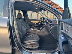 Mercedes-Benz GLC 300 4M AMG Distr+360°+Memory+Ambiente+Carpla
