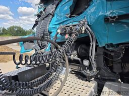 VOLVO FH 460 Basic Turbo Unfall, 2 Kreis-Hydraulik