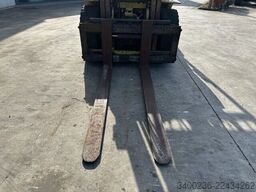 Mitsubishi FG40