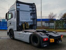 Iveco s-way 480