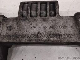 Mercedes Occ bumpersteun links Mercedes Actros MP4 A9608850