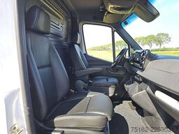 MERCEDES-BENZ SPRINTER 315 L2H2 LED Mbux10 AC!