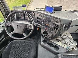 MERCEDES-BENZ ANTOS 1840 SHORT CAB XENON 264T