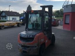 TOYOTA Tonero 35