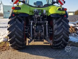 Claas Axion 800