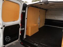 RENAULT Trafic Kasten L2  Komfort erst 49 tkm !