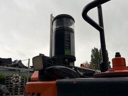Hitachi ZX 135 US-7