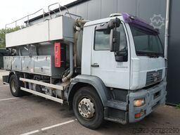 MAN LE 220 B vacuum truck 35.000km