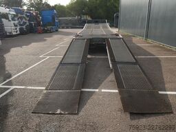 Nooteboom 3 axle semi low loader with ramps